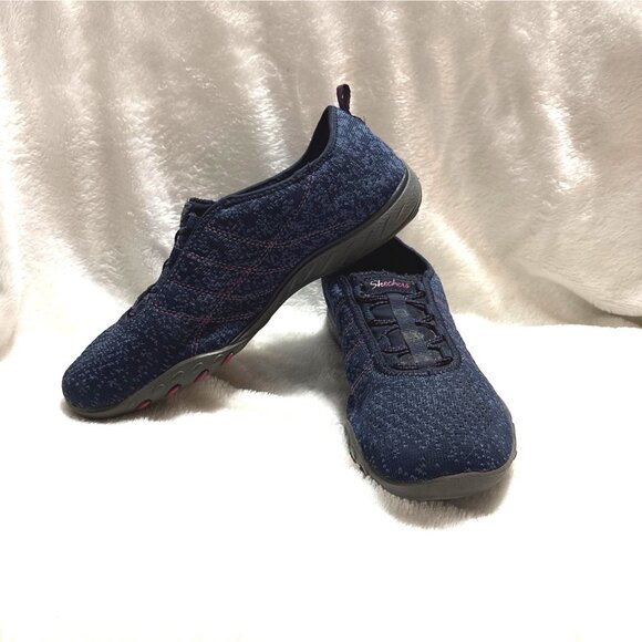 Skechers Womens Relaxed Fit Memory Foam Slip-On Shoes Navy Size 9.5 Comfortable - Picture 2 of 7